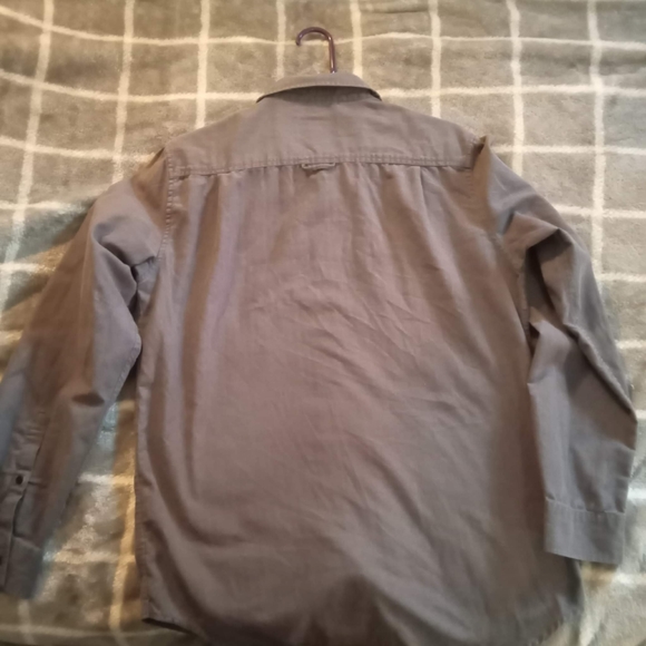 Button down - Picture 2 of 2